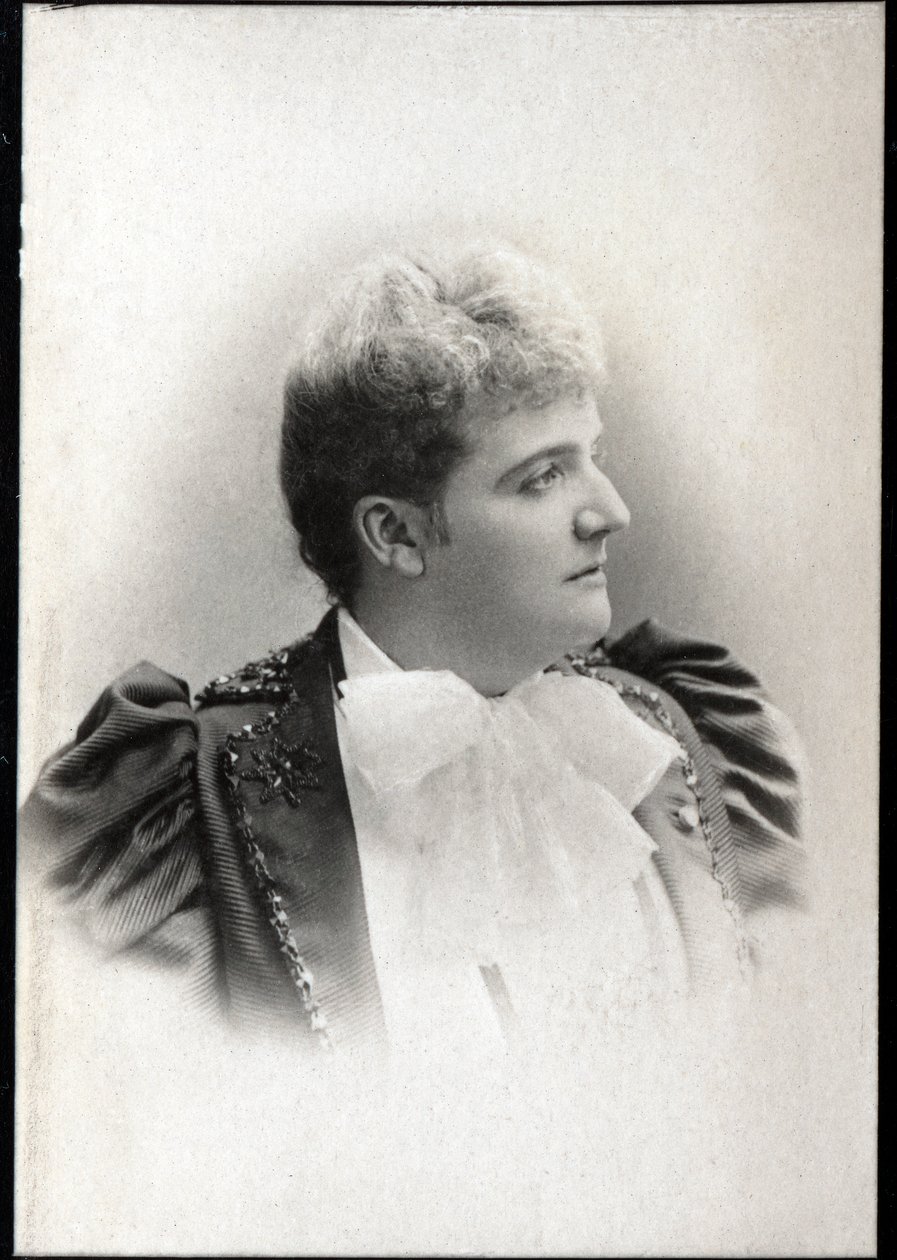 Porträtt av Augusta Mary Anne Holmes (Hermann Zenta) (1847-1903), fransk kompositör. av French Photographer