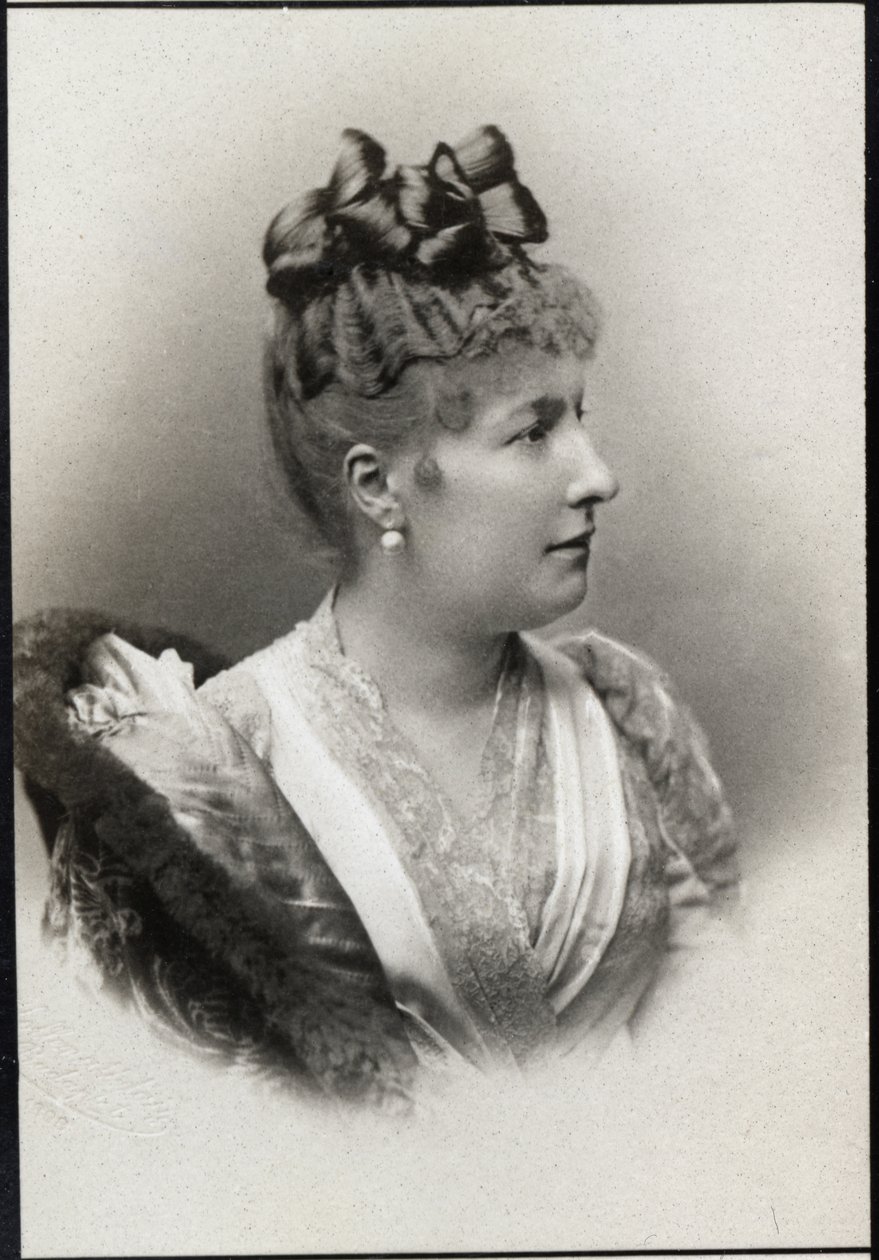Porträtt av prinsessan Louise Marie av Belgien (1858-1924). av French Photographer