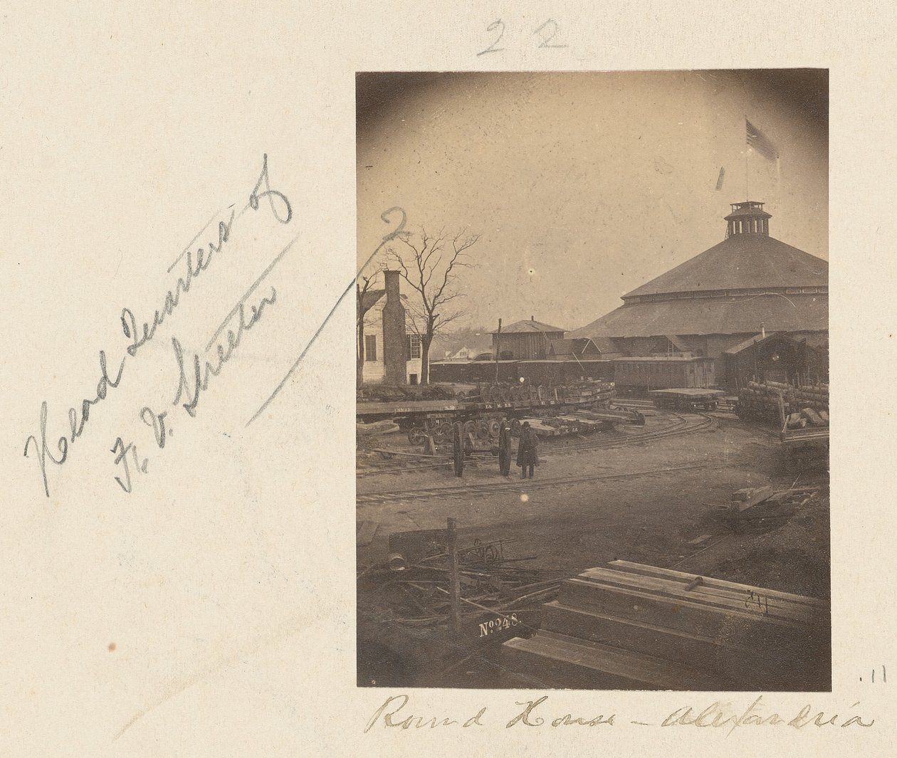 Runda huset - Alexandria av A.J. Russell