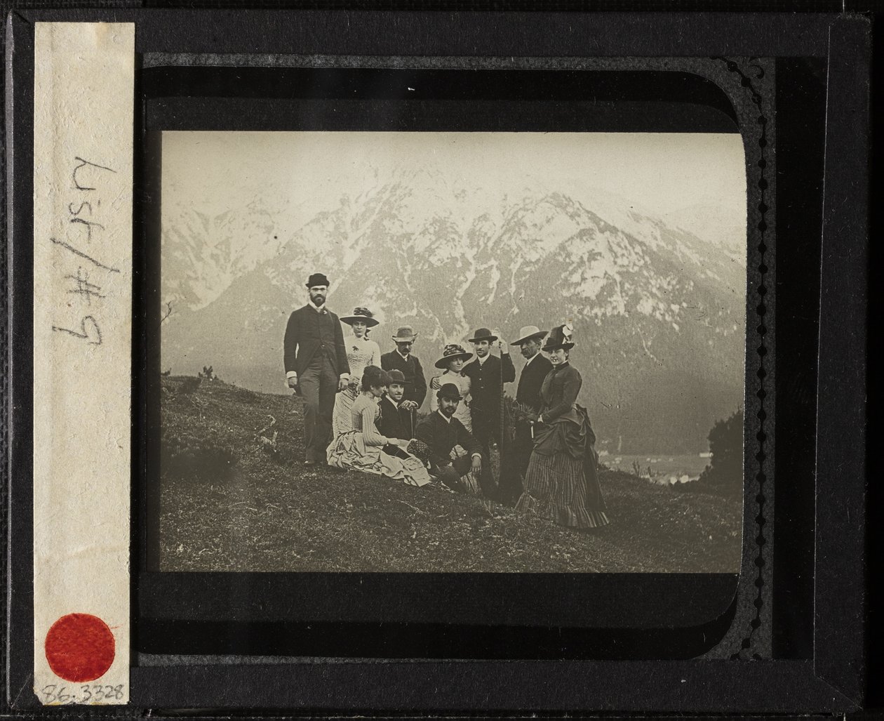 Familj  vänner på Mittenwalk av Alfred Stieglitz