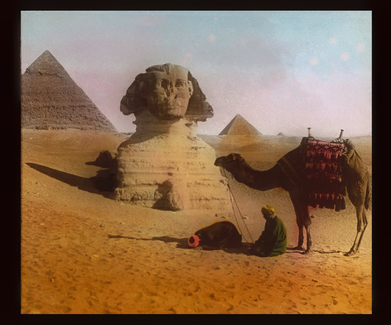 Gizeh - Pyramids and Sphinx (lanternrutschbana) av American Photographer