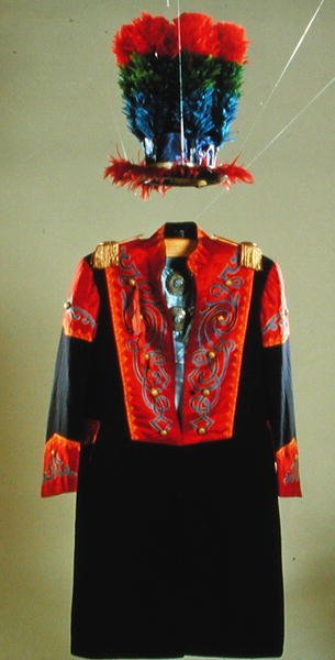Osage kvinnas bröllopsklänning, från Oklahoma (textil) av American School