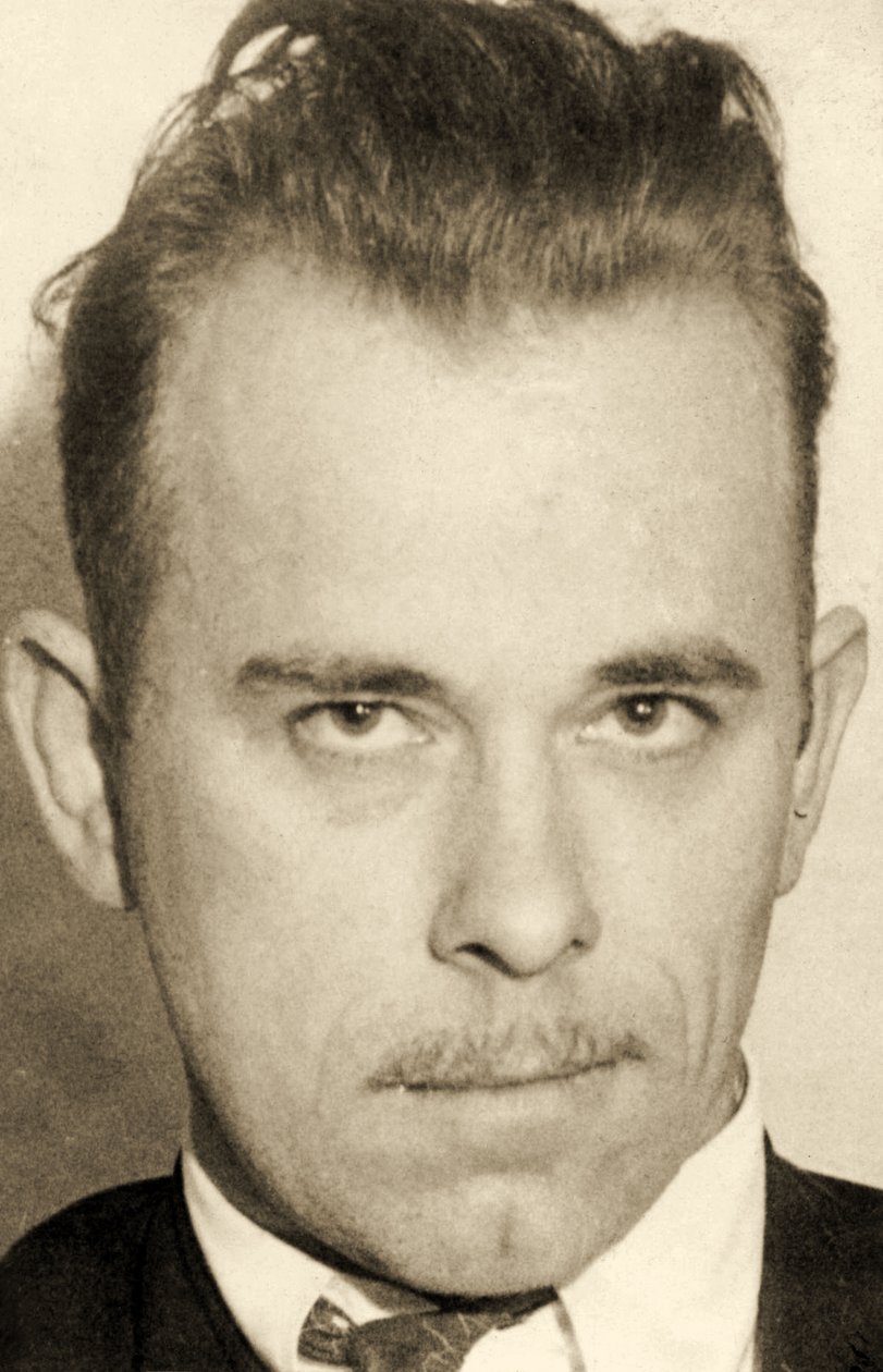 Porträtt av John Dillinger (1903 – 34) av American School