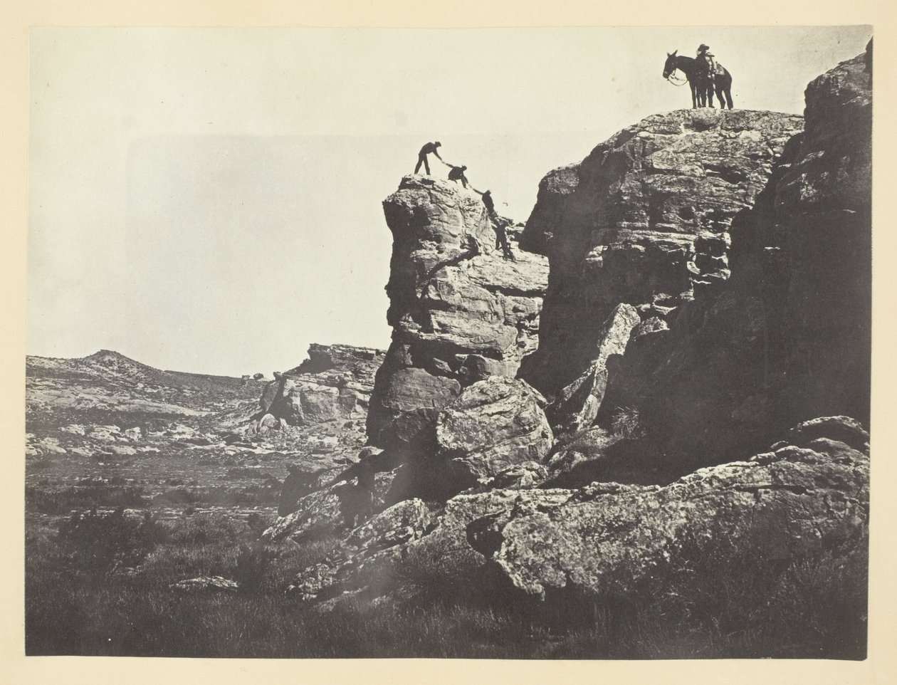 High Bluffs, Black Buttes av Andrew Joseph Russell