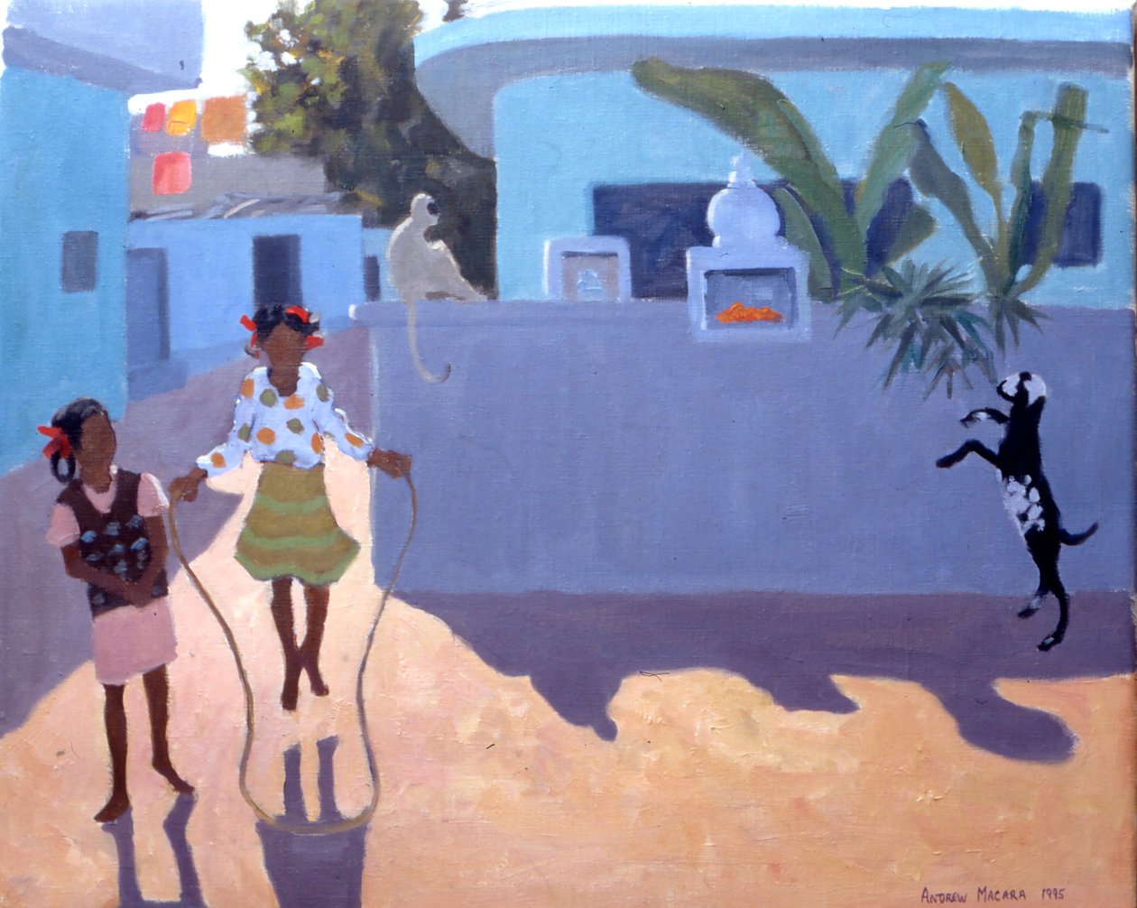 Flicka som hoppar hage, apa och get, Indien av Andrew Macara