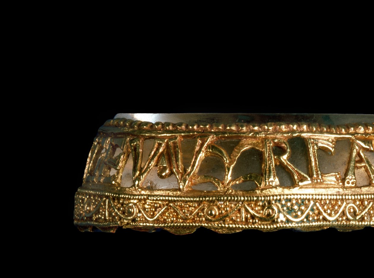 Alfred Jewel guld, bergskristall och emaljdetalj av 100550 av Anglo Saxon