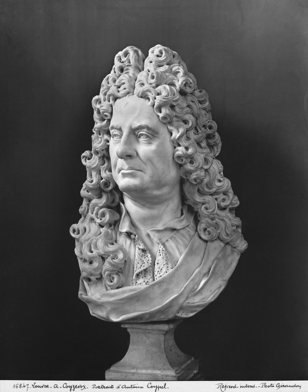 Byst av Antoine Coypel (marmor) av Antoine Coysevox