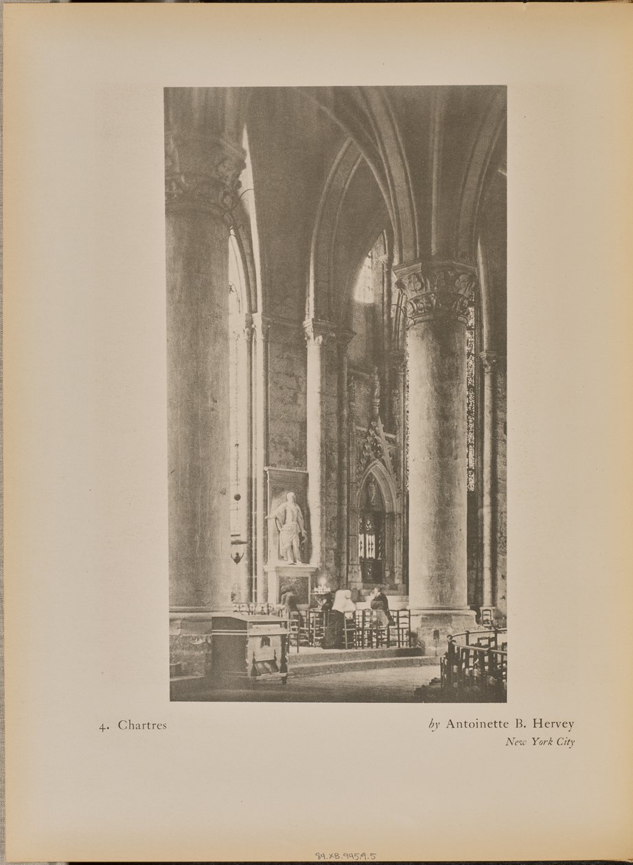 Chartres av Antoinette B. Hervey
