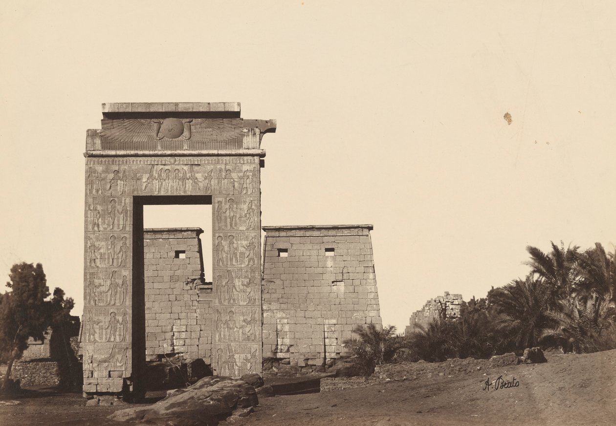 Karnak: Gate of Khonsu av Antonio Beato