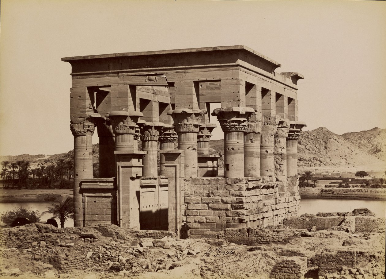 [Kiosken i Philae] / [Kiosken i Phile] av Antonio Beato