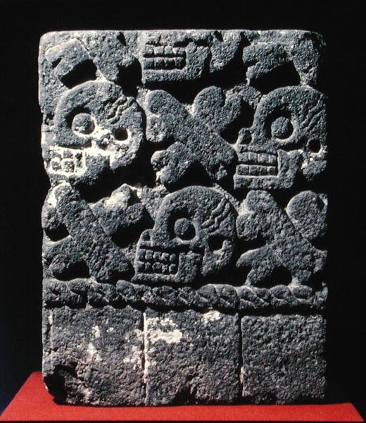 Tzompantli, sen efter klassisk period (1300-1521) (sten) av Aztec Aztec