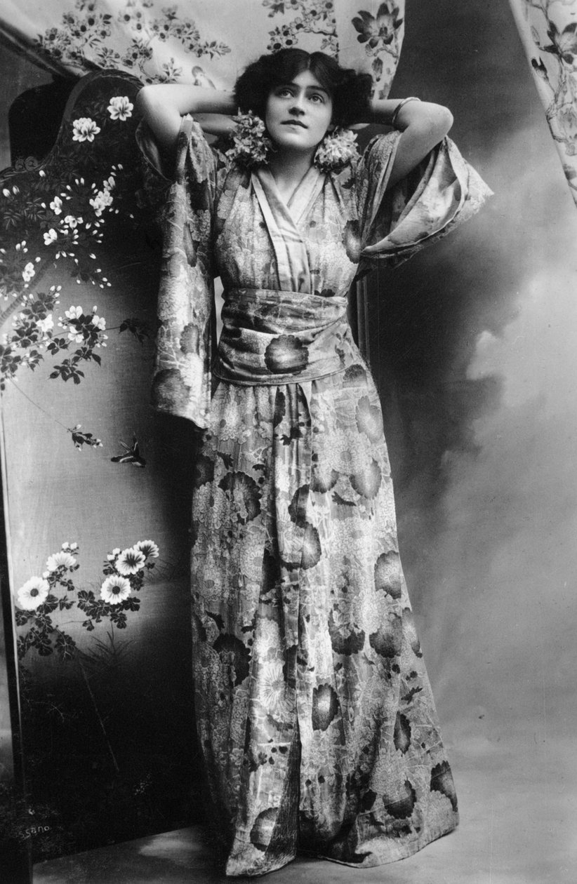 Hilda Hammerton, skådespelerska, tidigt 1900-tal. av Bassano Studio