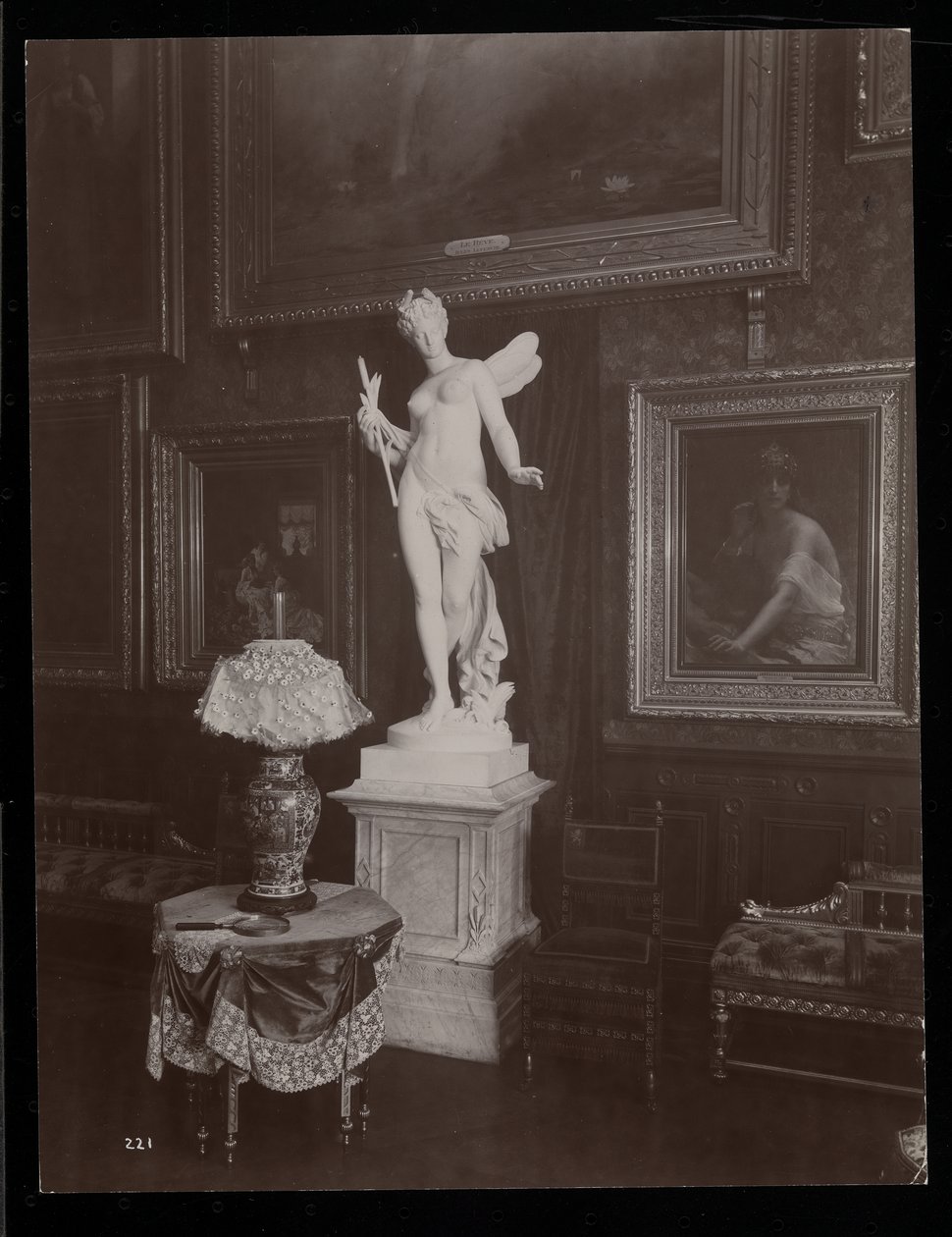 The Mrs. William Astors residens, 5th Avenue och 34th Street, New York, 1894 (silvergelatintryck) av Byron Company