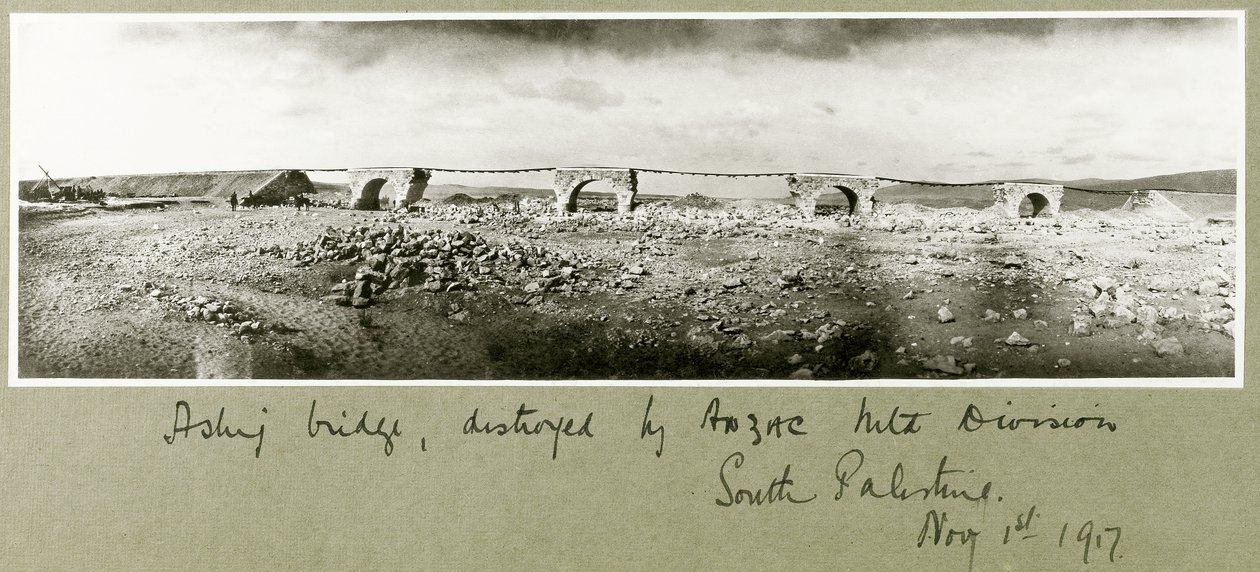 Asluj Bridge, förstörd av ANZAC Mounted Division, 1 november 1917 av Capt. Arthur Rhodes