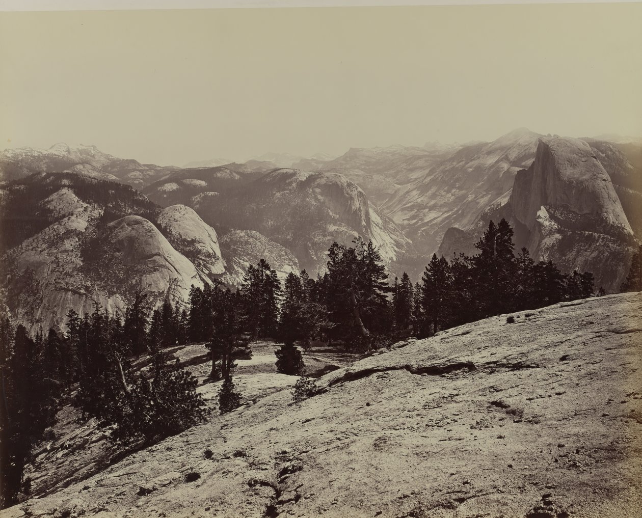 Kupolerna från Sentinel Dome, 1866. av Carleton Emmons Watkins