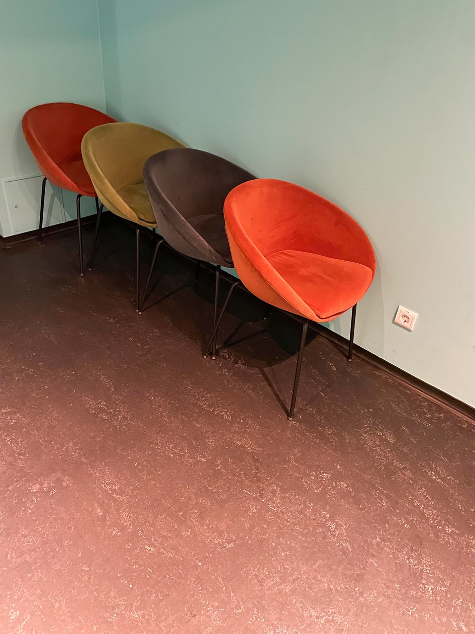 Komposition - Flesh, 2023 (foto) av Cécile Jamet