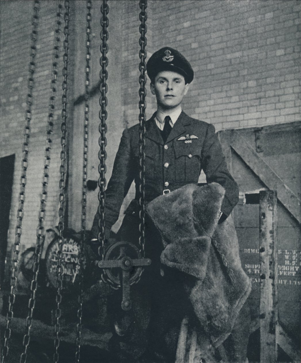 Bombplanskapten, 1941 av Cecil Beaton