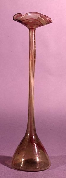 Clutha glasvas, sent 1800-tal (glas) av Christopher Dresser