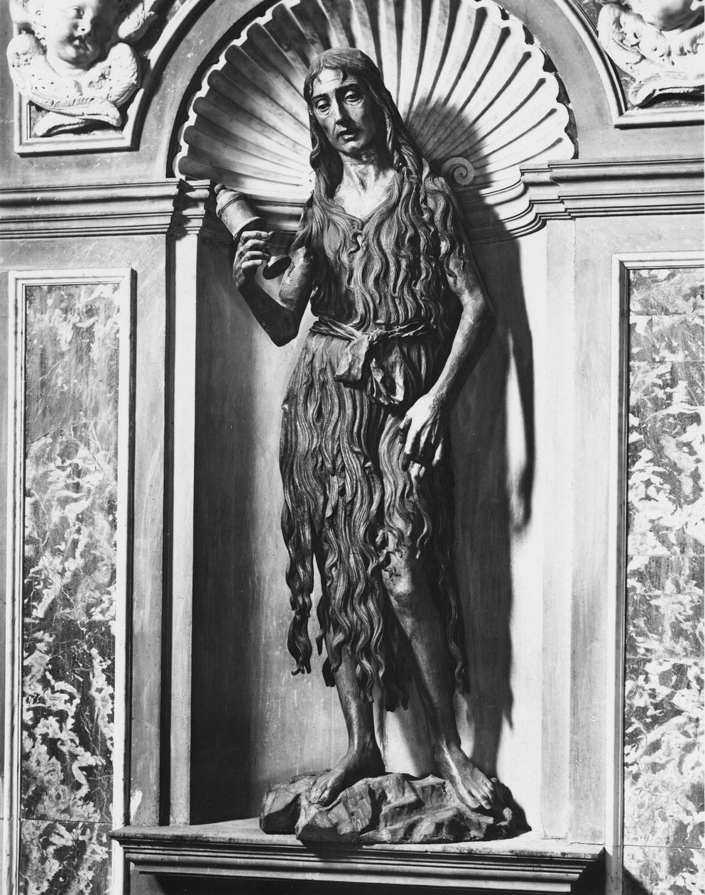 Den ångerfulla Maria Magdalena, 1464-68 (trä) av Desiderio da Settignano