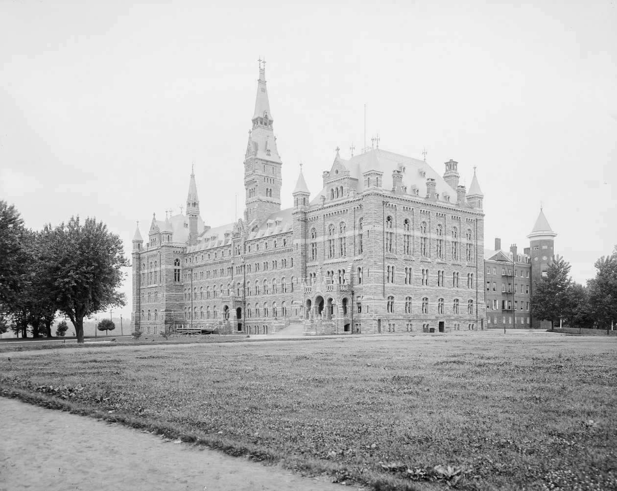Allmän syn, Georgetown University, Washington, D.C., ca 1904 av Detroit Publishing Co.