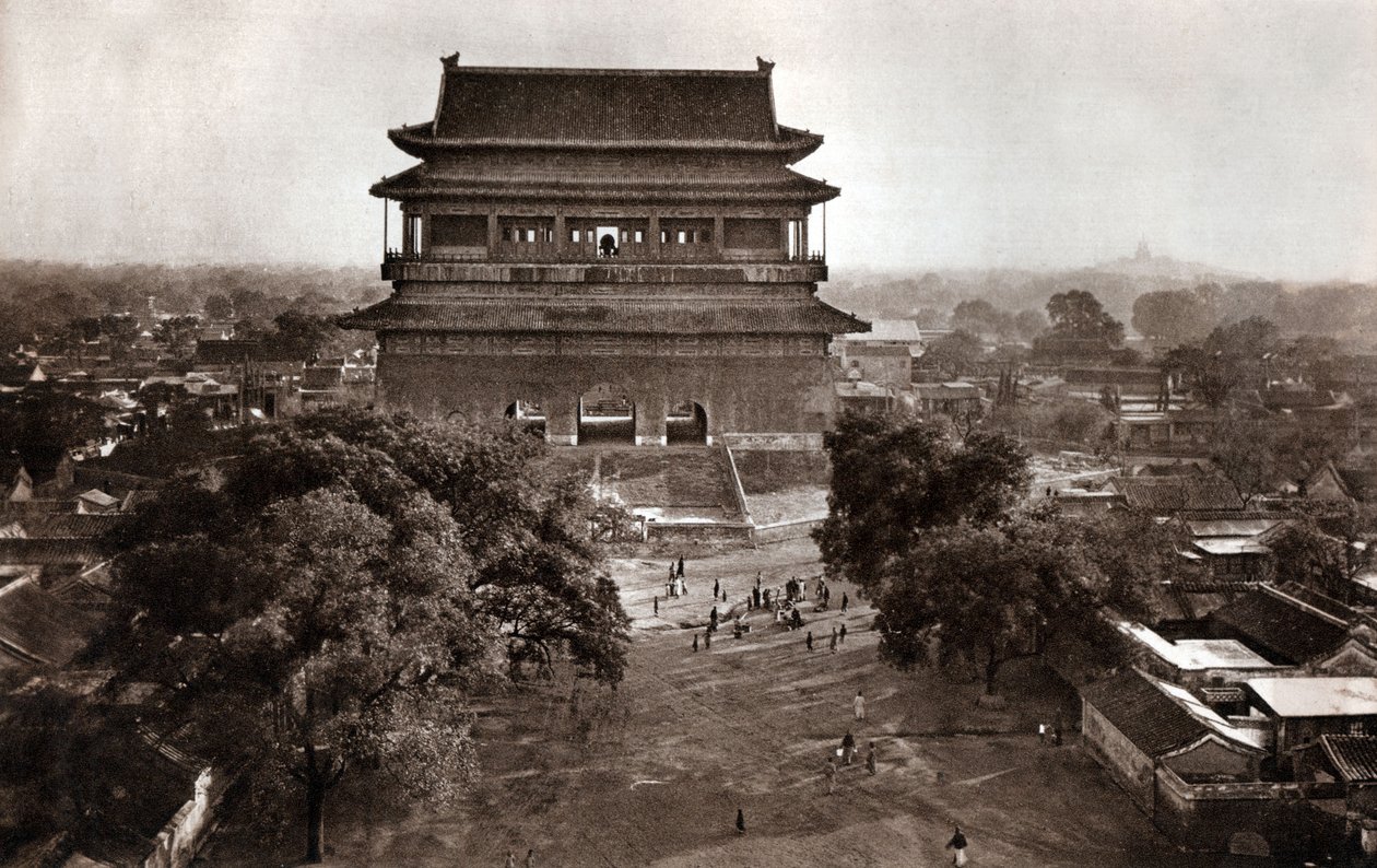 Druim Tower, Peking av Donald Mennie