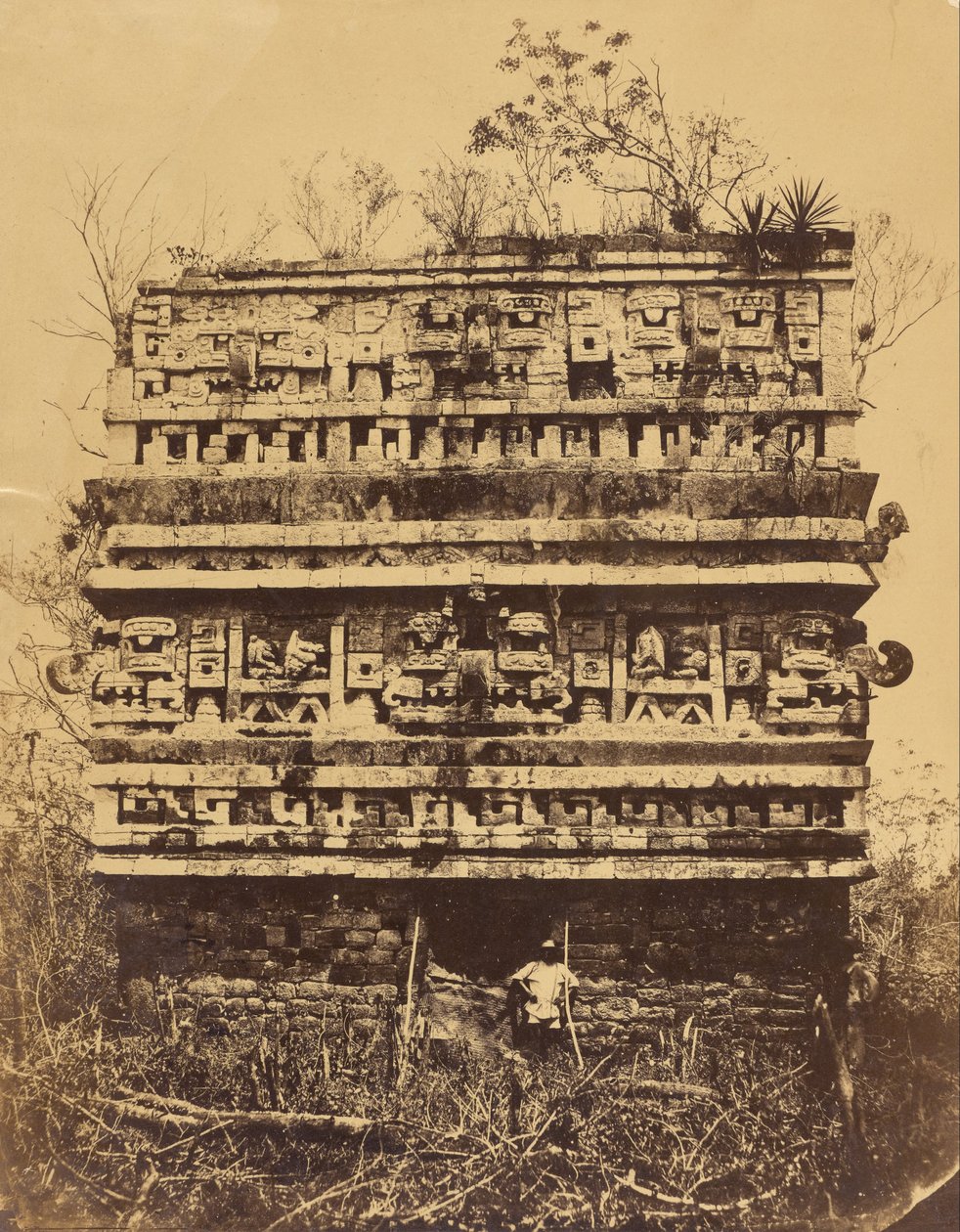 Chichén-Itzá- Högerkanten av nunnepalatset av Désiré Charnay