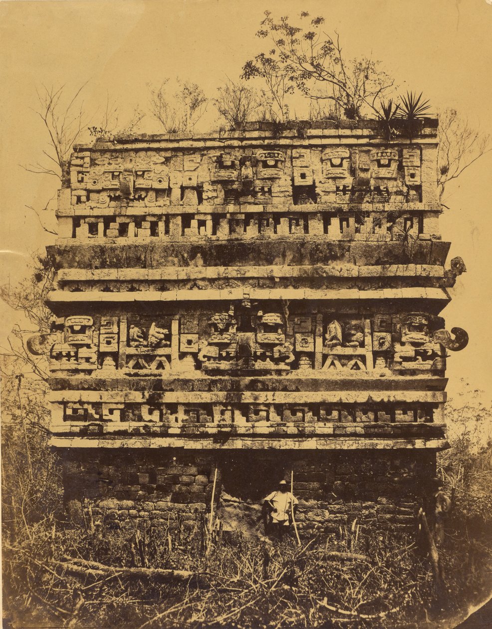 Chichén-Itzá: Högra flygeln av nunnepalatset av Désiré Charnay