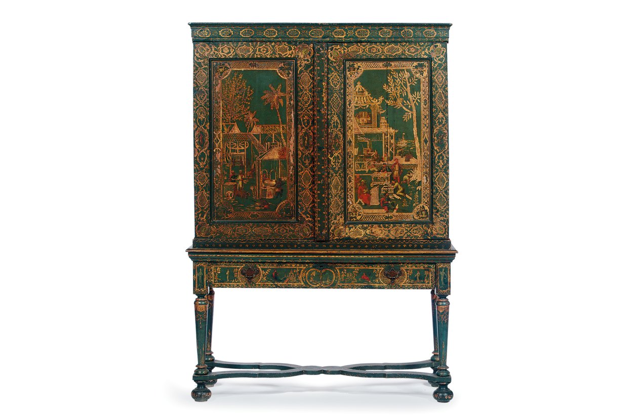 Samlarskåp på stativ, ca 1700-30 av Dutch School