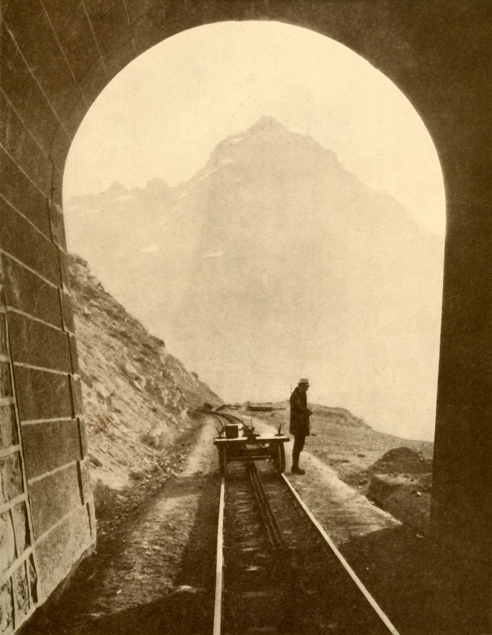 The Wonderful Trans-Andine Railway, 1930. av ENA