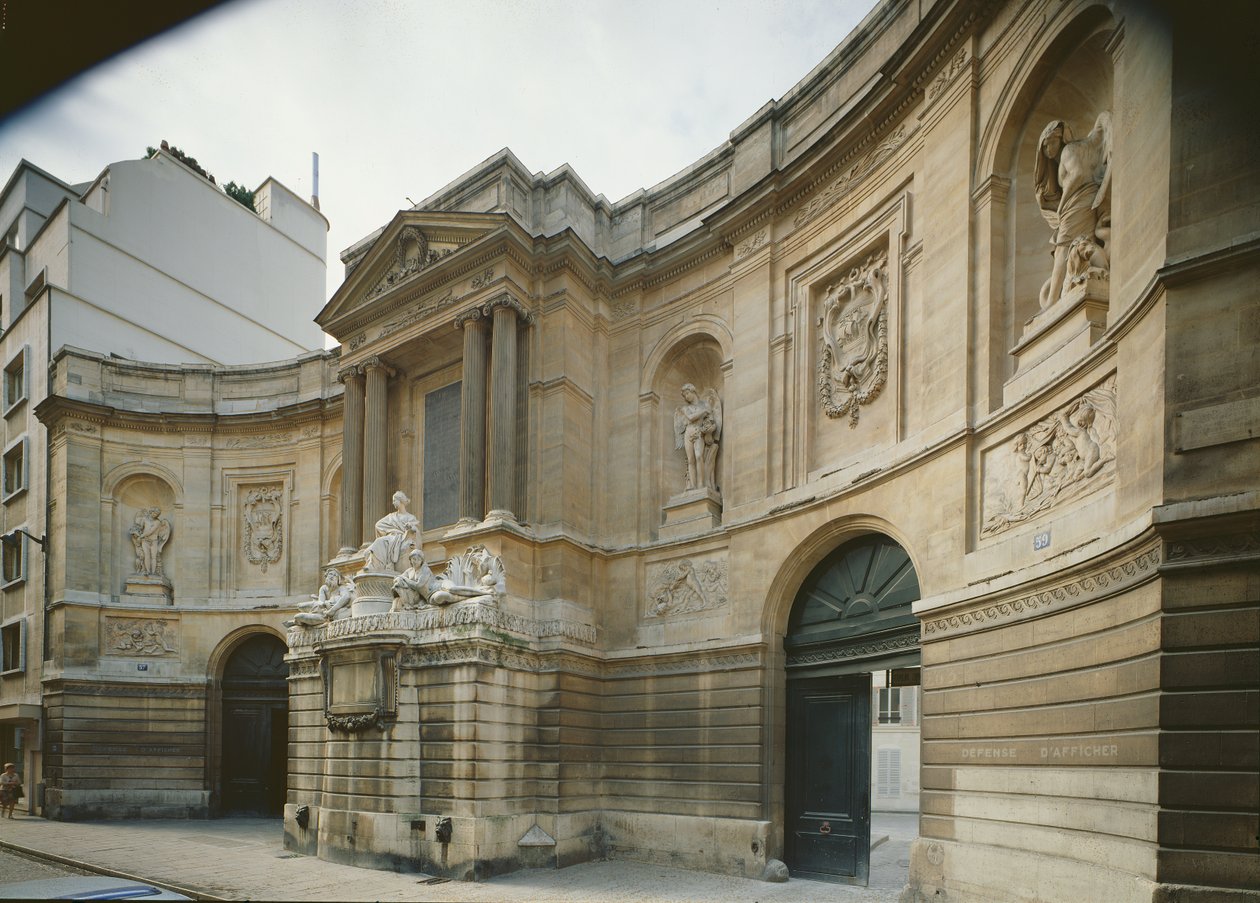 Fyra årstider-fontänen, Rue de Grenelle, byggd 1739-46 av Edmé Bouchardon