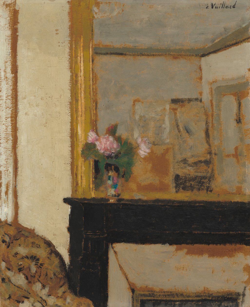 Vas med blommor på en mantel av Edouard Vuillard