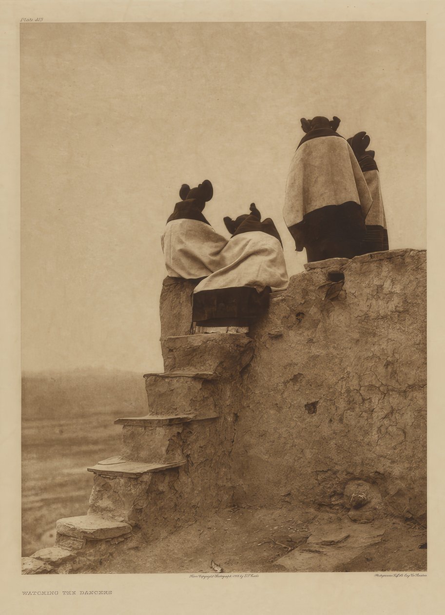 Att titta på dansarna av Edward S. Curtis