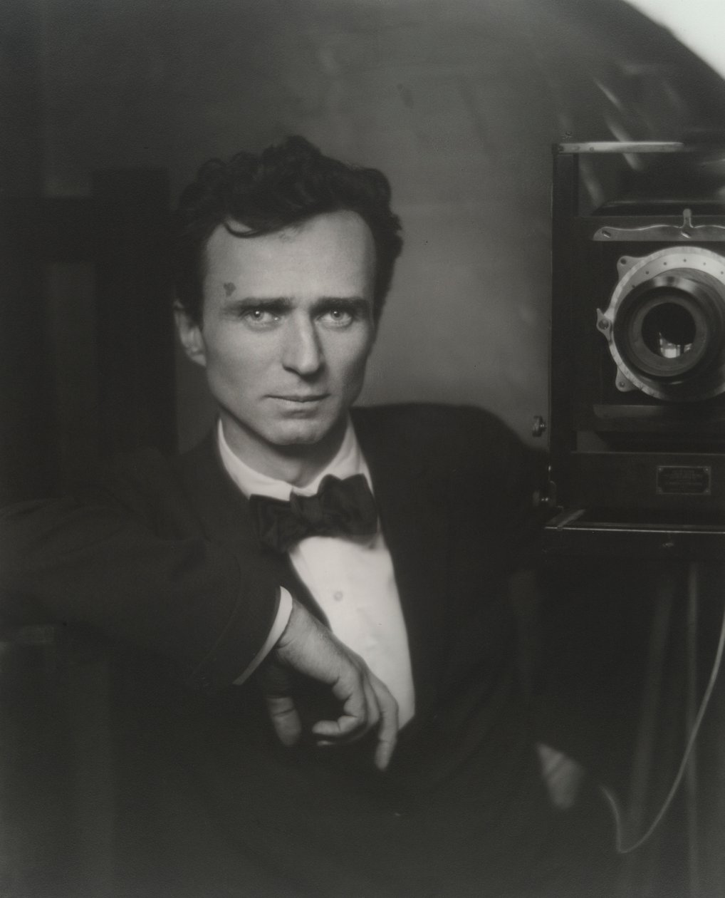 Självporträtt med studiokamera av Edward Steichen