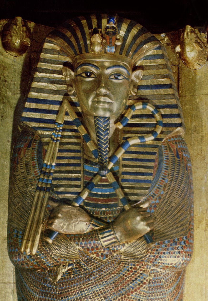 Tutankhamons innersta kista, från Tutankhamons grav (ca 1370-1352 f.Kr.) Nya riket bladguld, lapis lazuli och andra halvädelstenar) (detalj) av Egyptian 18th Dynasty