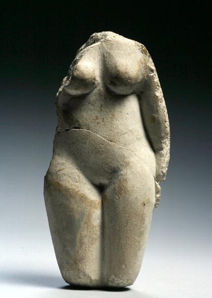 Kvinnlig figur (kalksten) av Egyptian Ptolemaic Period