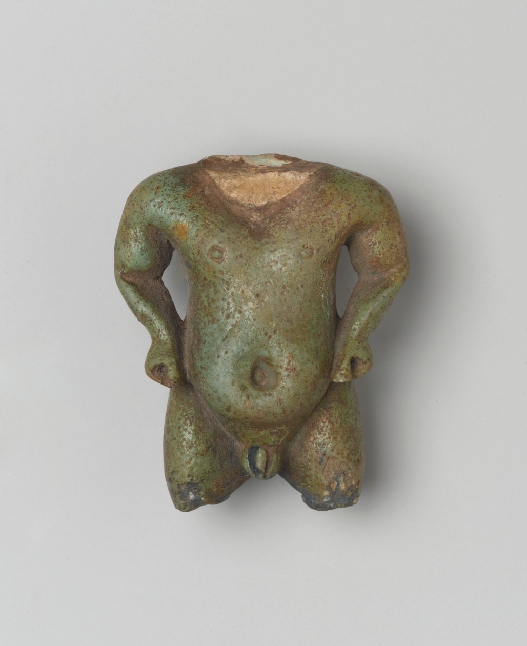 Fragmentary Amulet of Pataikos, 1539-30BC (fajans) av Egyptian School
