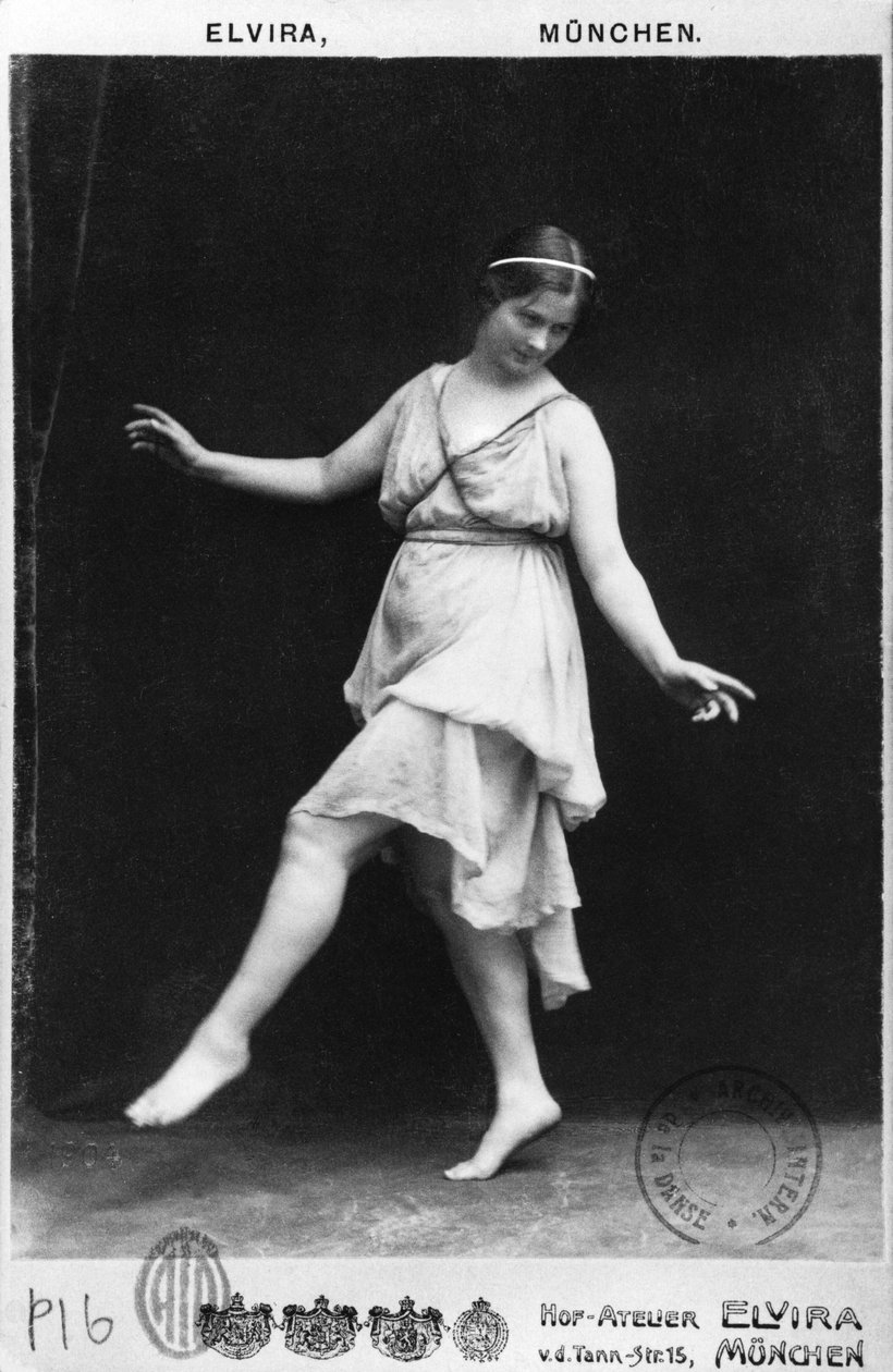 Isadora Duncan (1877-1927) c.1903-04 av Elvira Studio