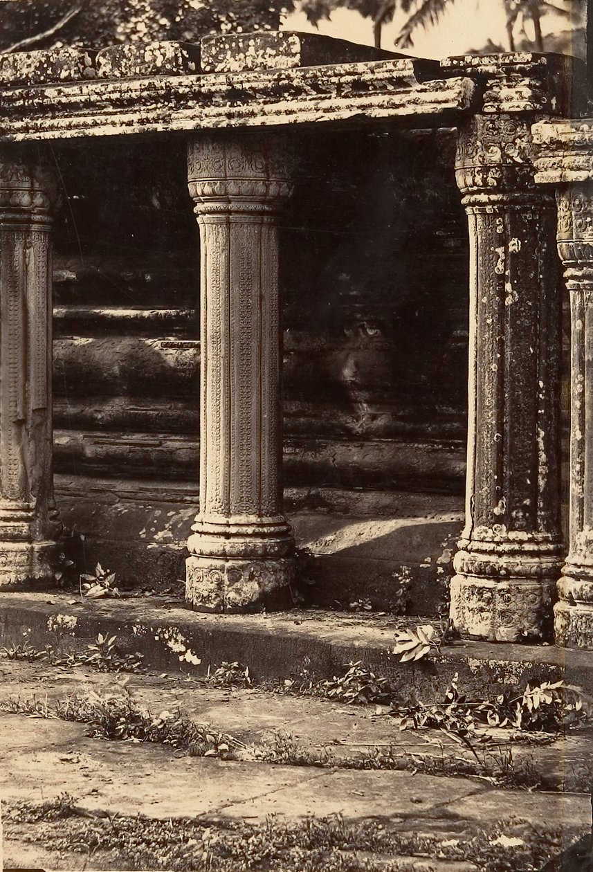 Stora pagoden - Esplanade Colonnade, 1866. av Emile Gsell