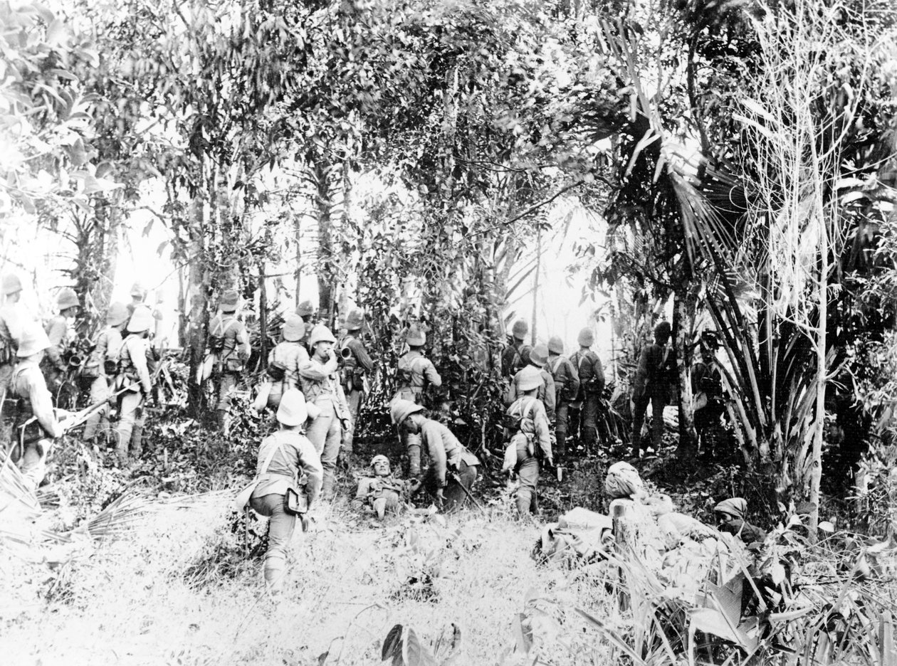 Angrepp på Kyaing-Kwintaung Stockade, Burma, av 2nd Devon Regt, under Wuntho Sawbwa-kampanjen, 1891 av English Photographer