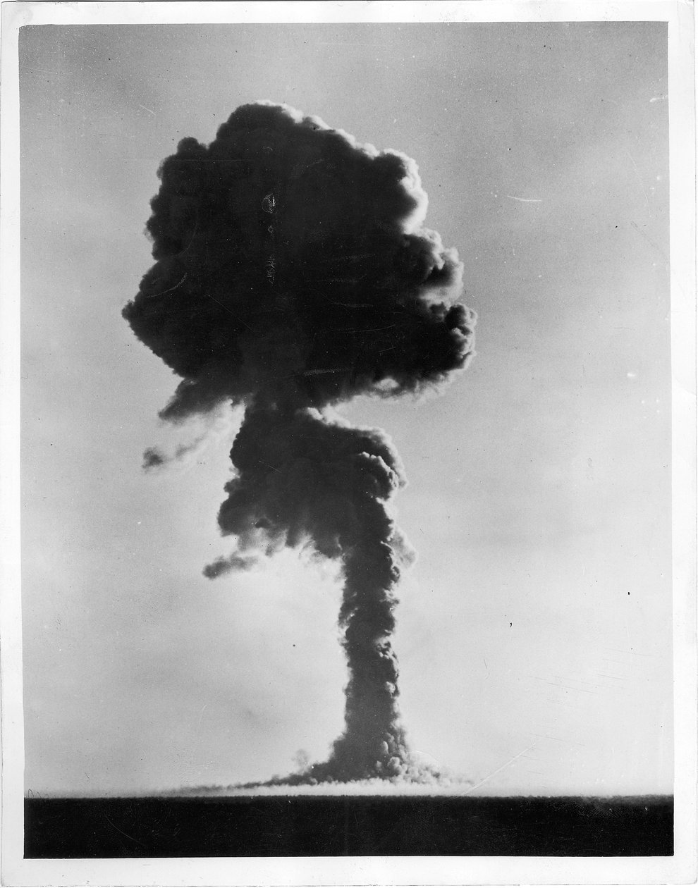 Storbritanniens andra atomvapen exploderade, 15 oktober 1953 (silvertryck av gelatin) av English Photographer