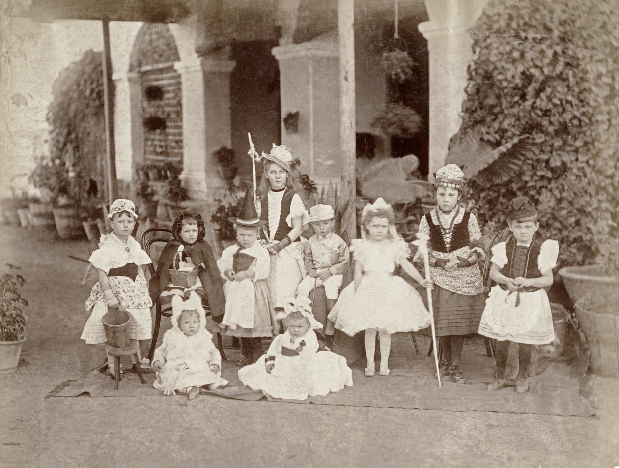 Barnfest i Indien, sent 1800-tal av English Photographer