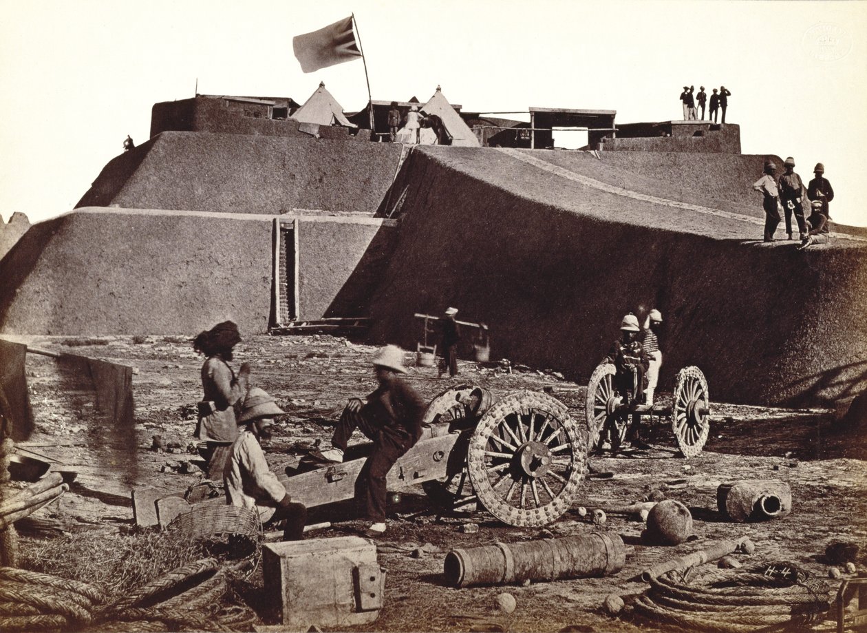Pehlang Fort, 1860 (album silvertryck) av English Photographer