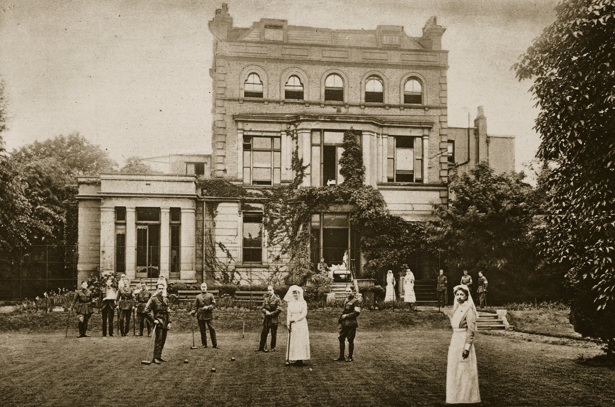 Pembroke Lodge, Kensington, London, 1914-19 av English Photographer