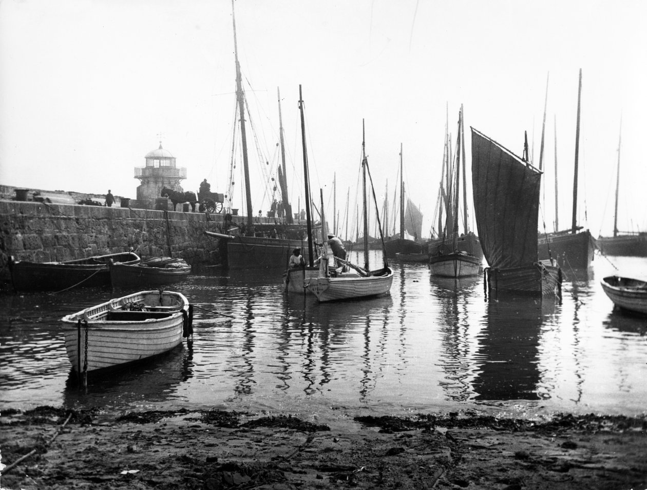 Smeatons Pier, St Ives, ca 1880-talet av English Photographer