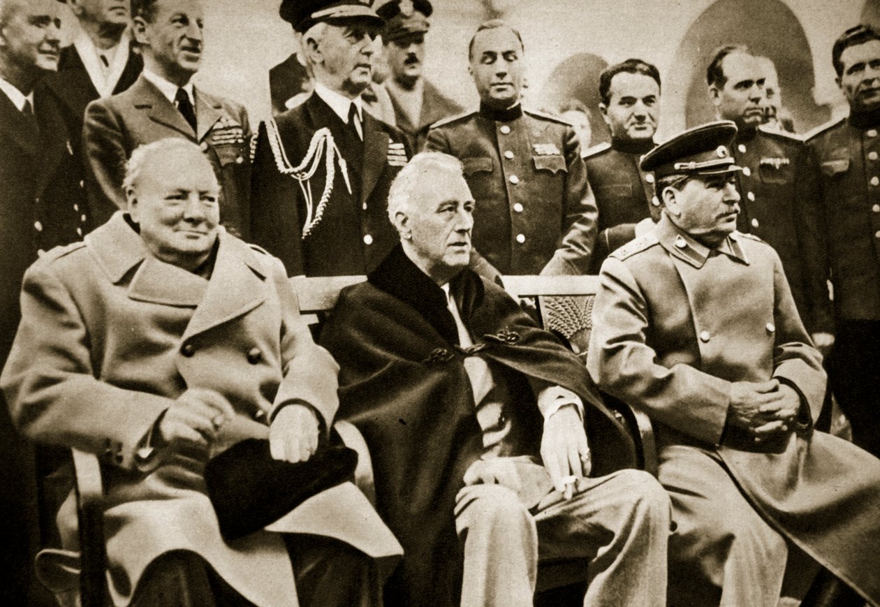 De tre stora på Jaltakonferensen. Premiärminister Churchill, president Roosevelt och Generalissimus Stalin, februari 1945 av English Photographer