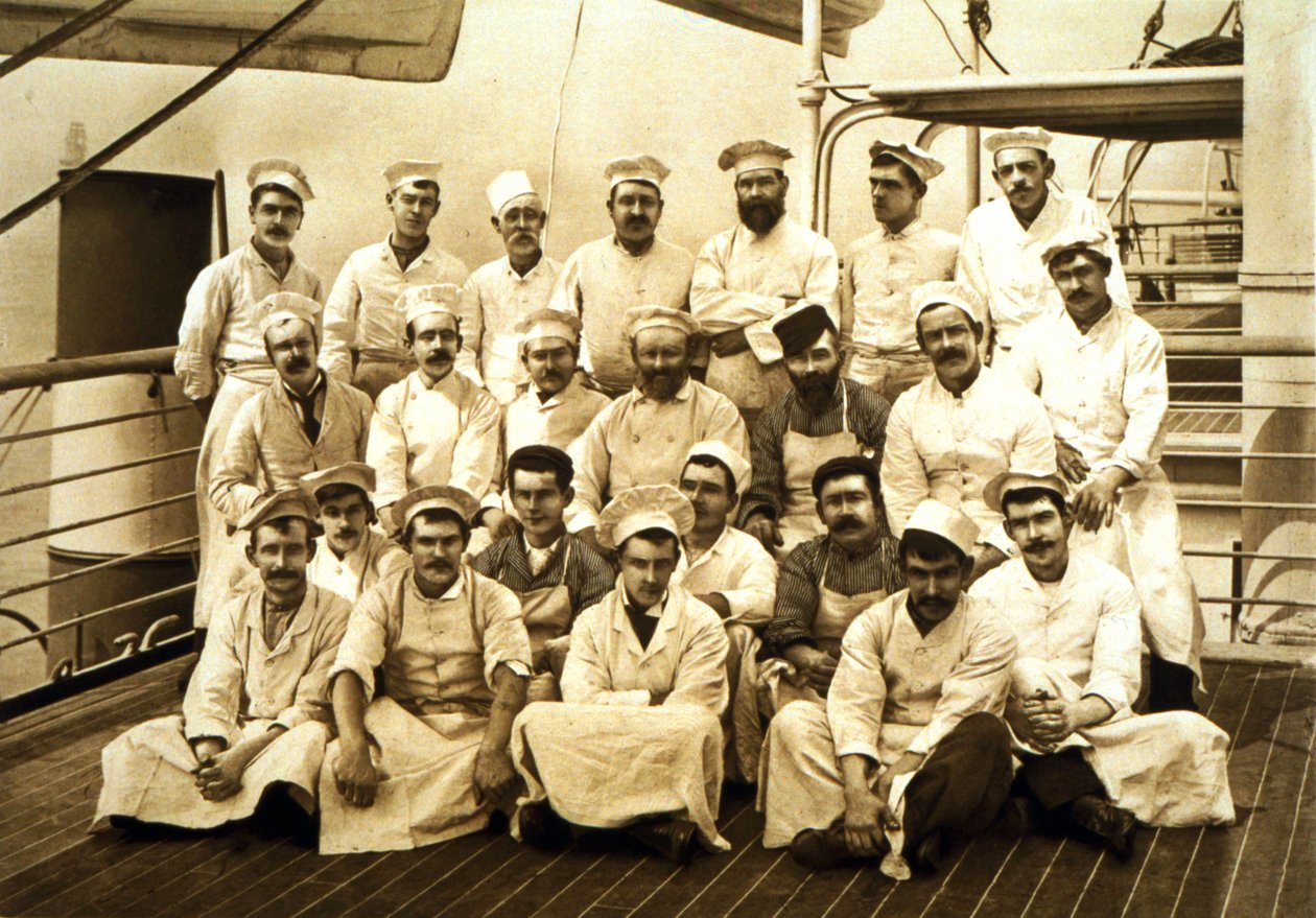 Fartygen lagar mat ombord på R.M.S. germanska av English Photographer