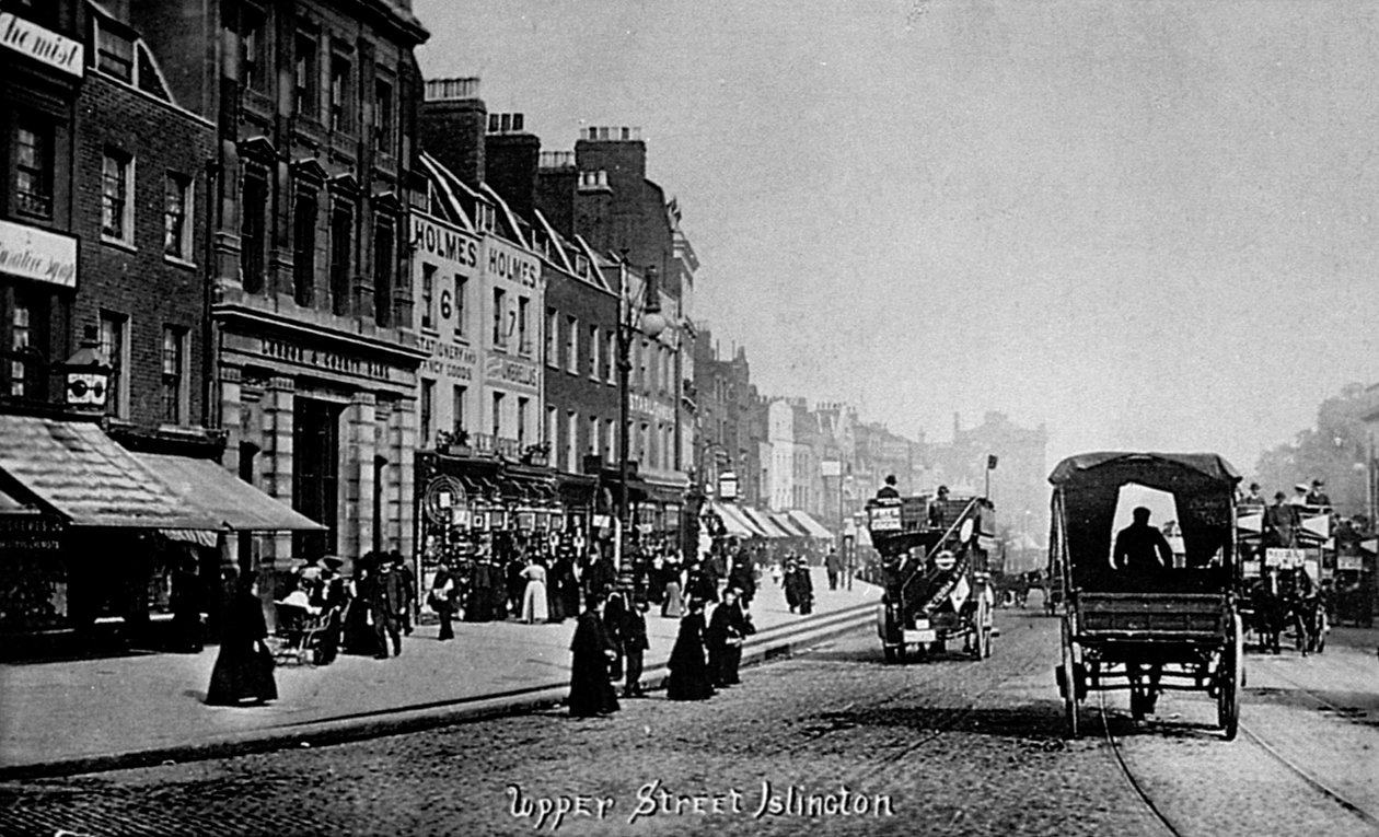 Upper Street, Islington, ca 1906 av English Photographer