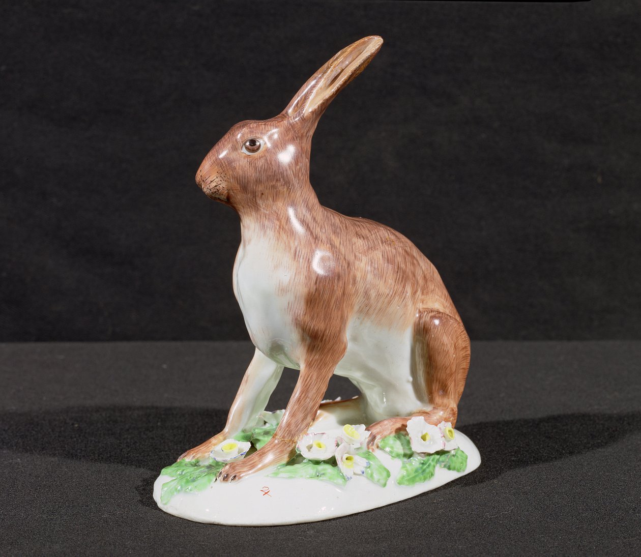 Figur av en hare, Plymouth, märke 2 i rött, 1769-70 (porslin) av English School