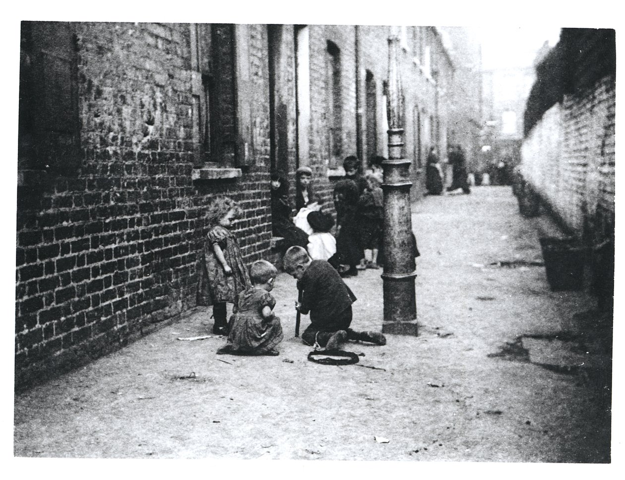 London Slums av English School