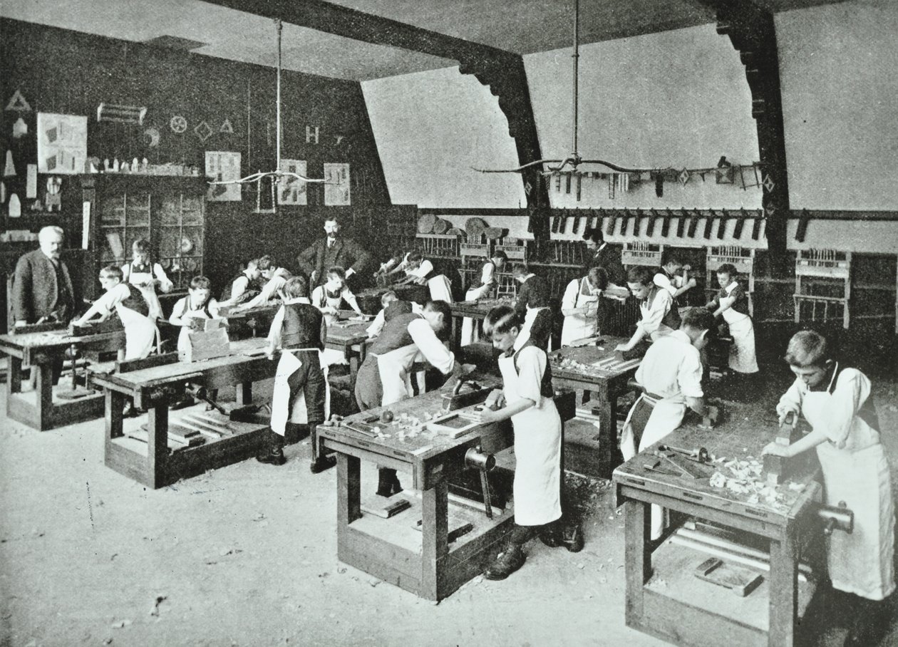 Snickarklass, 1896 av English Photographer